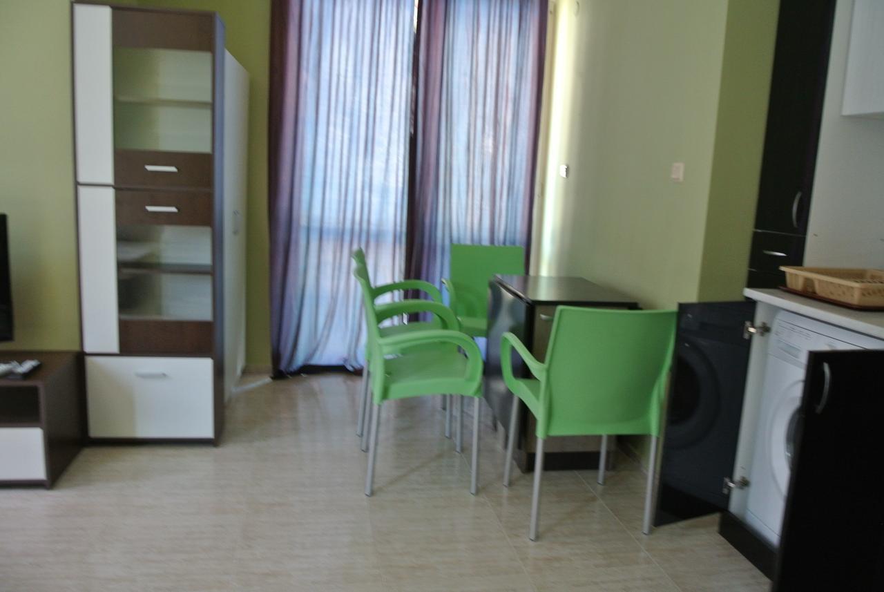 St. Sofia Apartments - Official Rental Pantai Sunny Bagian luar foto
