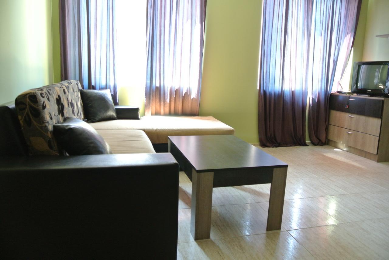 St. Sofia Apartments - Official Rental Pantai Sunny Bagian luar foto
