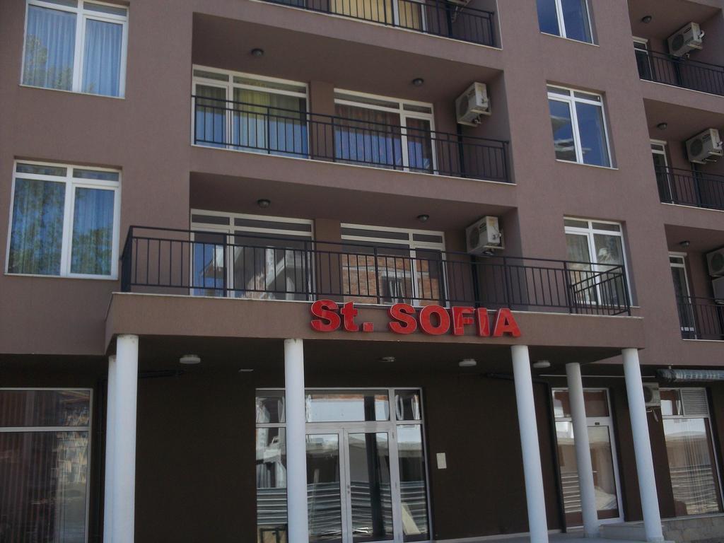 St. Sofia Apartments - Official Rental Pantai Sunny Bagian luar foto